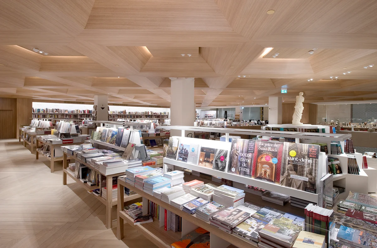 Librería Museo del Louvre